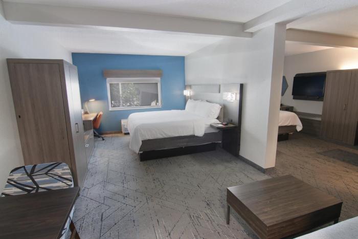 holiday inn express and suites fort lauderdale airport west