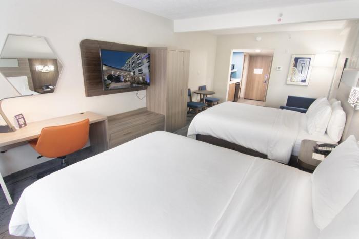 holiday inn express and suites fort lauderdale airport west