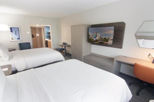 holiday inn express and suites fort lauderdale airport west