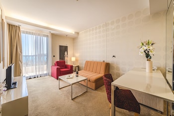hotel hec residence milocer