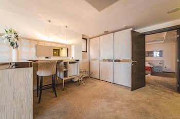 hotel hec residence milocer