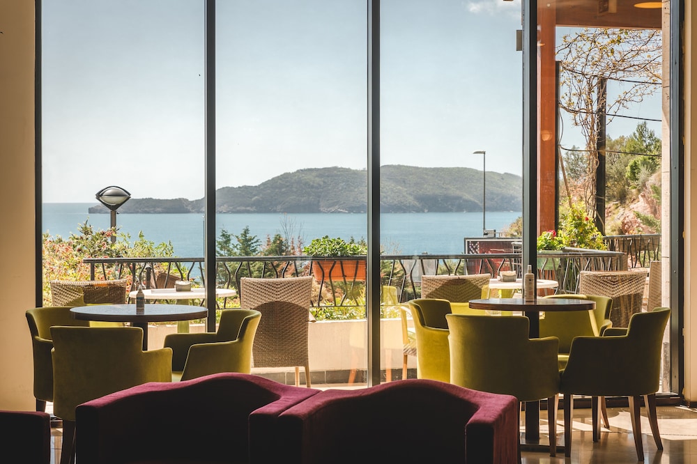 hotel hec residence milocer