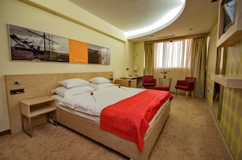 hotel hec residence milocer