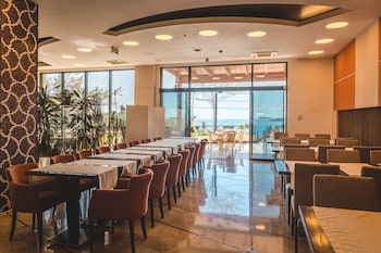 hotel hec residence milocer