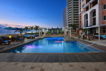 marriotts beachplace towers