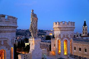 notre dame center guest house