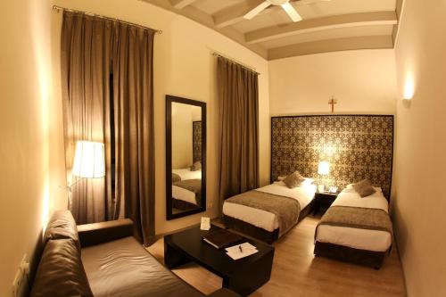 notre dame center guest house