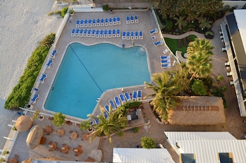Ocean Manor Beach Hotel,Near Anglins Fishing Pier,3 star
