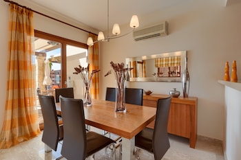 aphrodite hills residences apartments