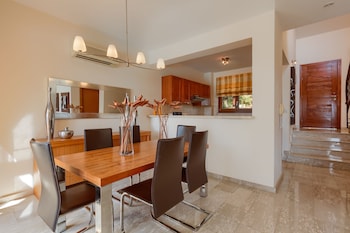 aphrodite hills residences apartments