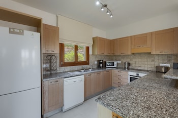 aphrodite hills residences apartments