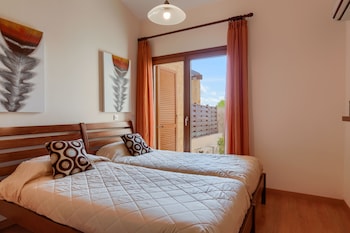 aphrodite hills residences apartments