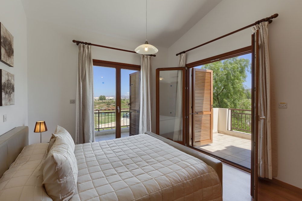 aphrodite hills residences apartments