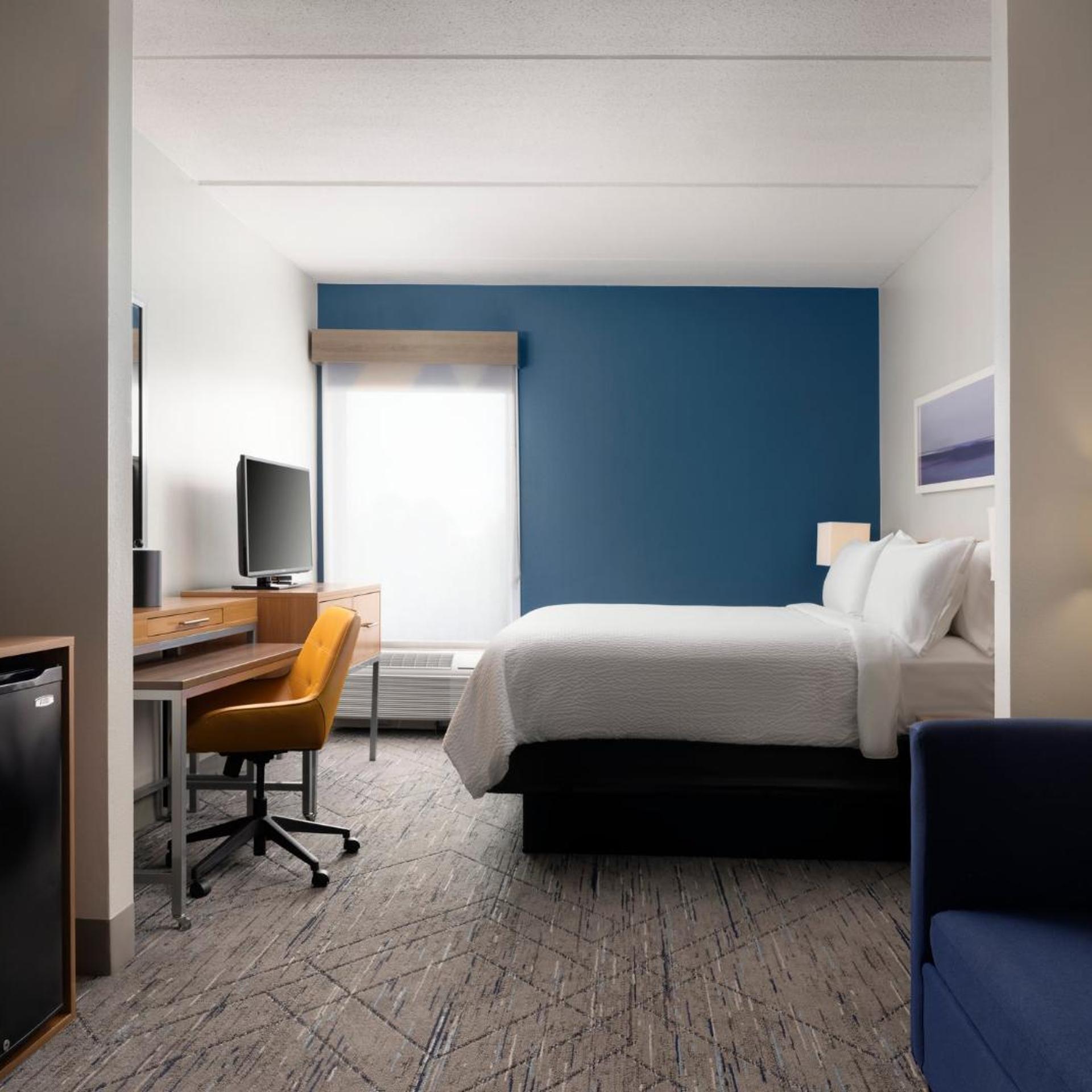holiday inn express and suites new orleans airport