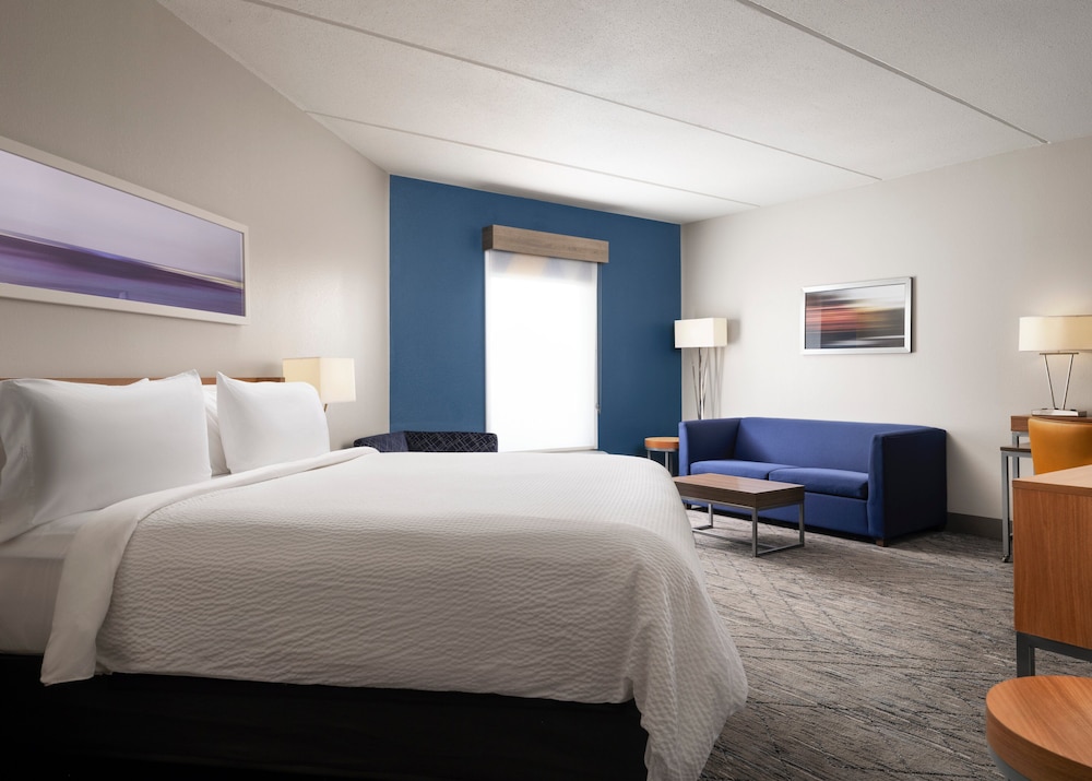 holiday inn express and suites new orleans airport
