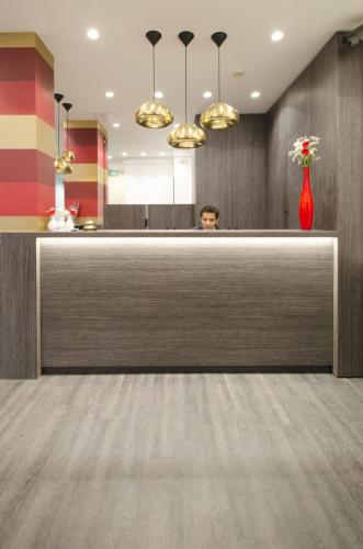 hotel migny opera montmartre