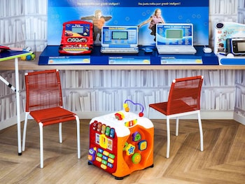 ibis styles paris nation porte de montreuil