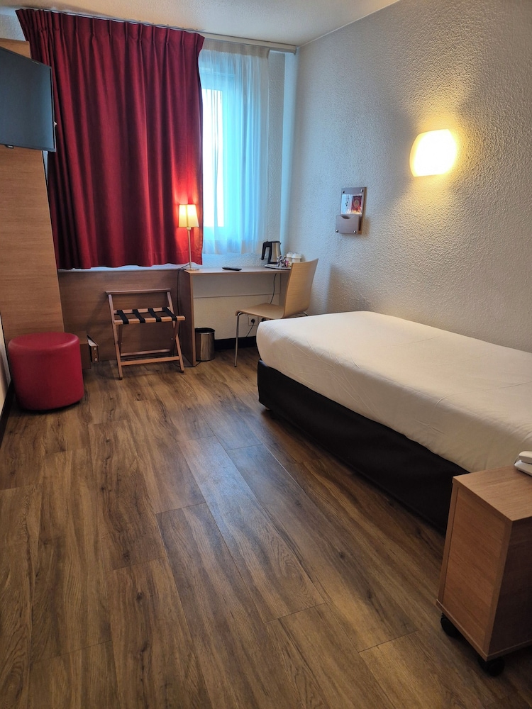 campanile hotel paris bercy village