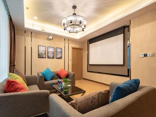 greentree inn jiangyin renmin dong road liangchen square