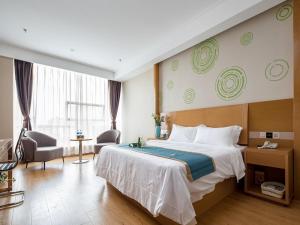 greentree inn jiangyin renmin dong road liangchen square