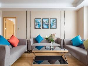 greentree inn jiangyin renmin dong road liangchen square