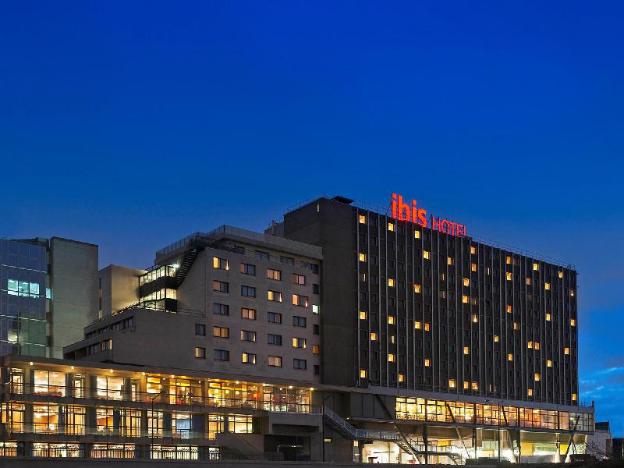 ibis paris 17 clichy batignolles