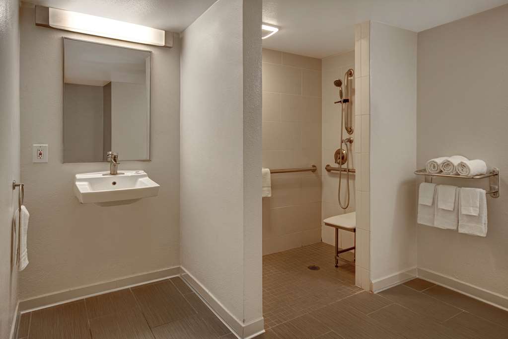 comfort inn sea world area