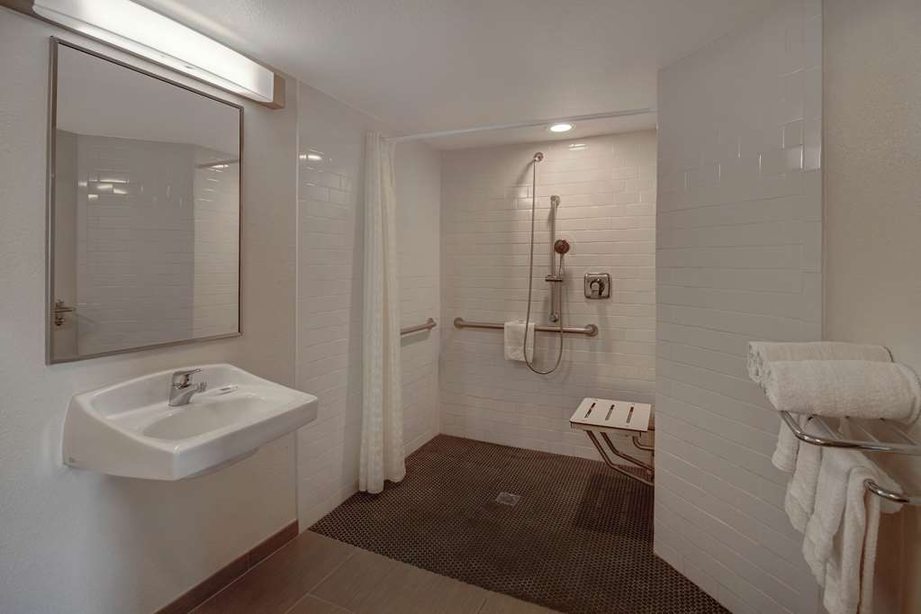 comfort inn sea world area