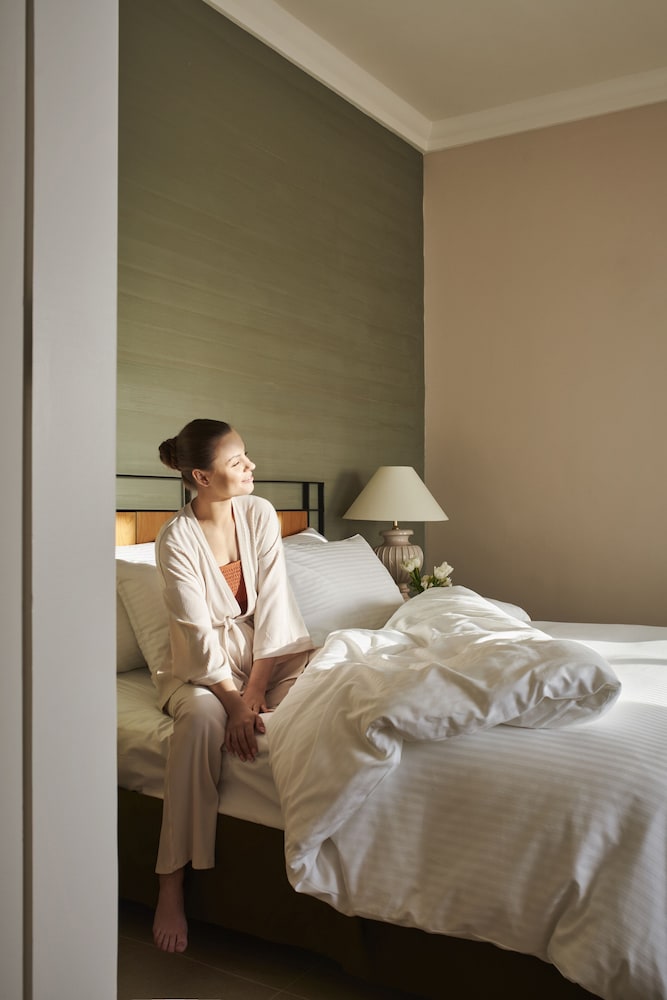 grand mercure petra