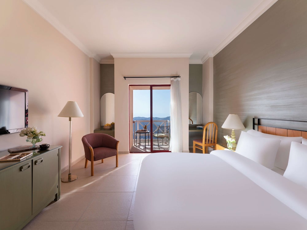 grand mercure petra