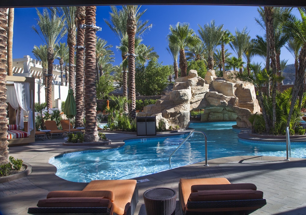 harrahs resort southern california