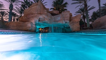 harrahs resort southern california