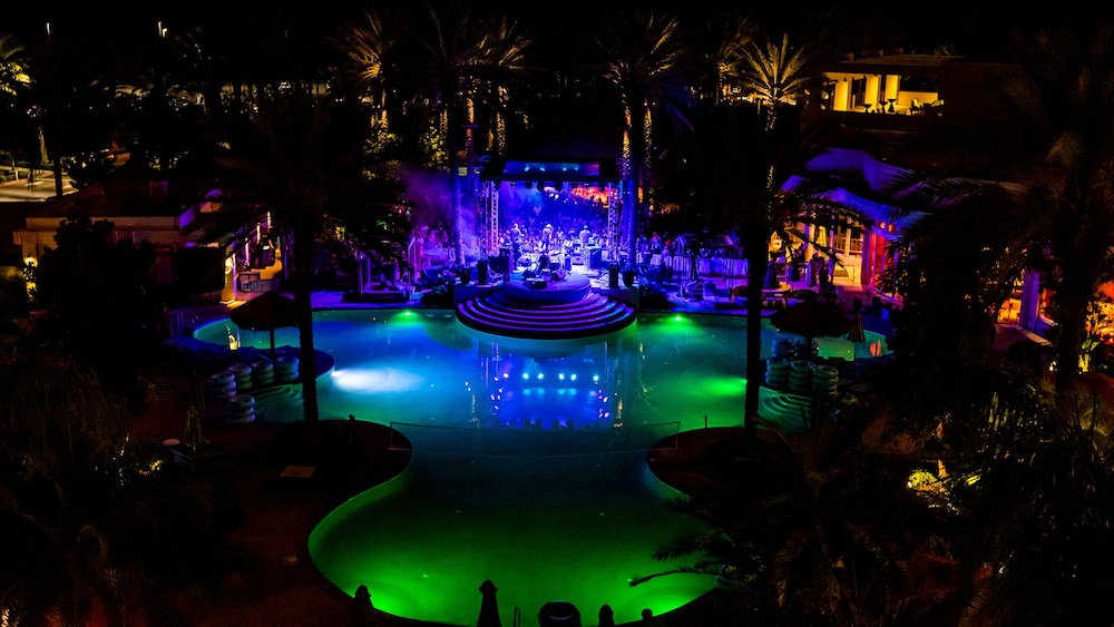 harrahs resort southern california