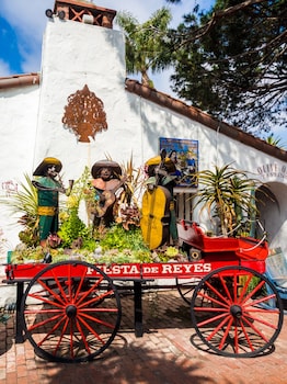 embassy suites by hilton san diego la jolla
