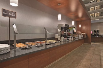 embassy suites by hilton san diego la jolla