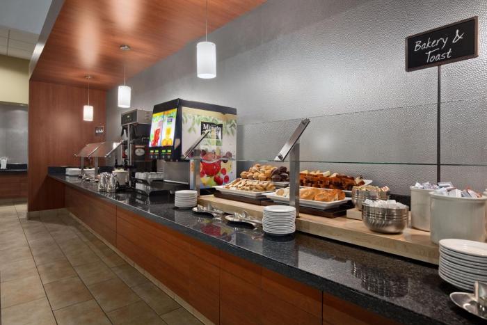 embassy suites by hilton san diego la jolla