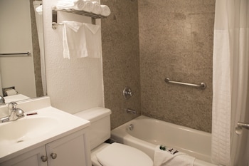 harborview inn and suites san diego harbor