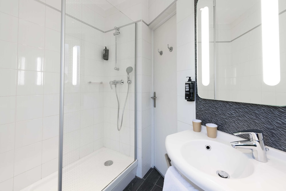 ibis paris gare du nord tgv