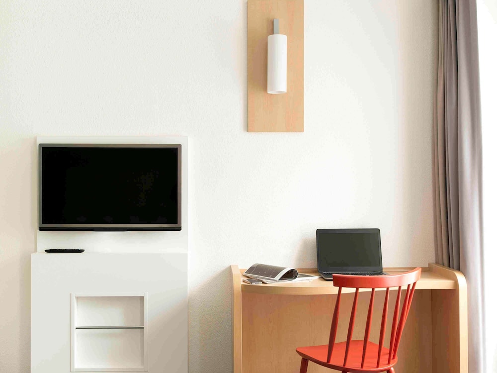 ibis paris gare du nord tgv