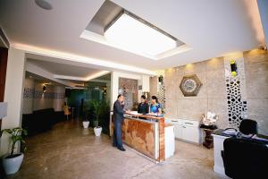 Hotel Moti Palace,Belanganj>>Agra,3 star