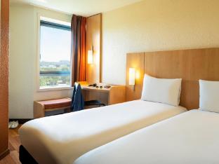 hotel ibis paris la villette cite des sciences 19eme