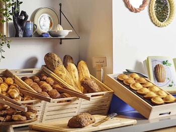 hotel ibis paris la villette cite des sciences 19eme