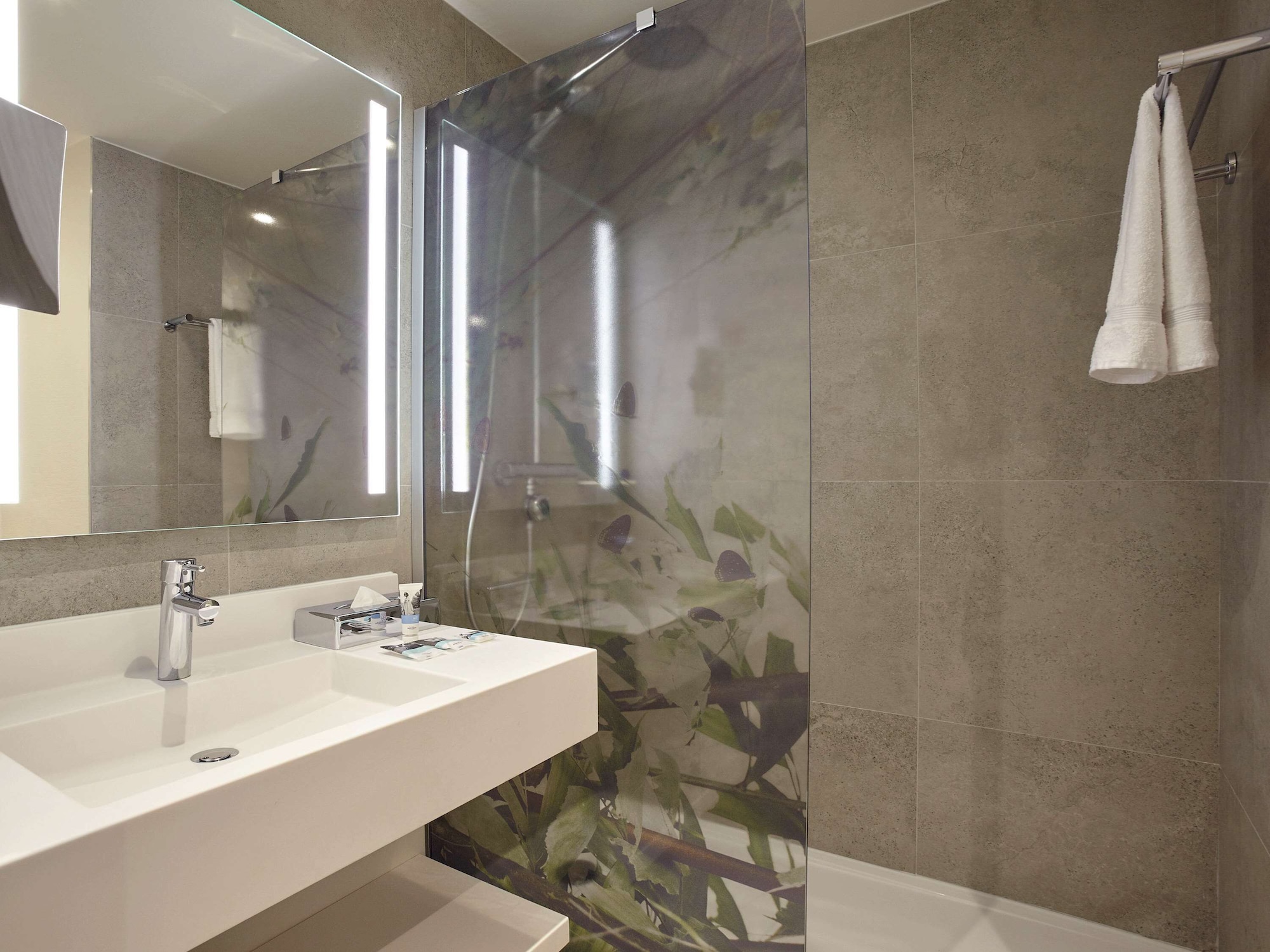 mercure paris la defense