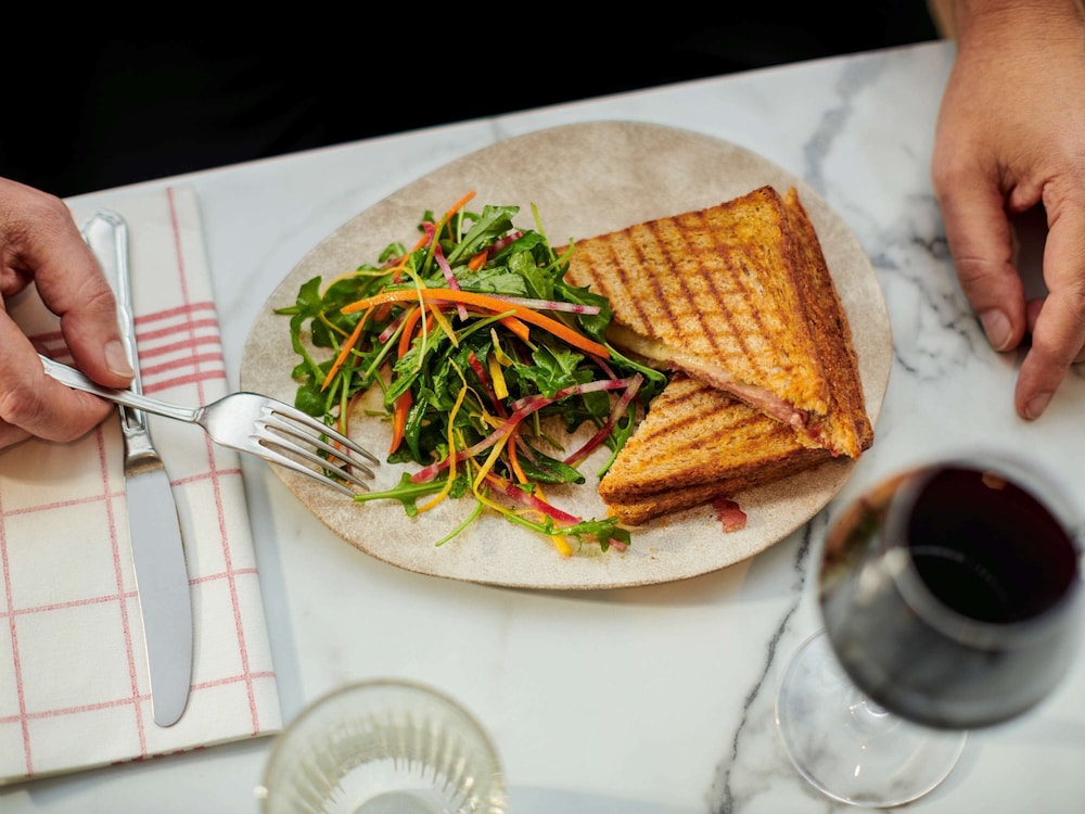 mercure paris la defense