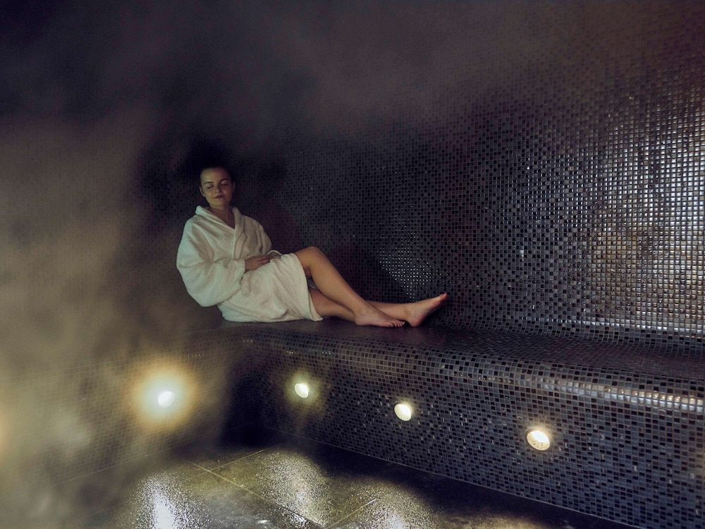 mercure paris la defense