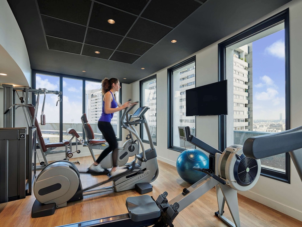 mercure paris la defense