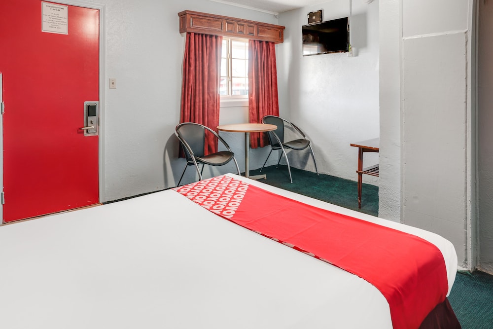 oyo hotel liberal kansas