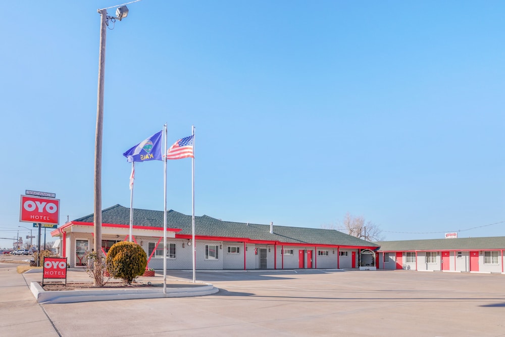 oyo hotel liberal kansas