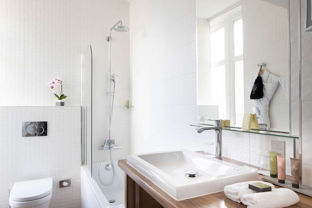 bradford elysees astotel