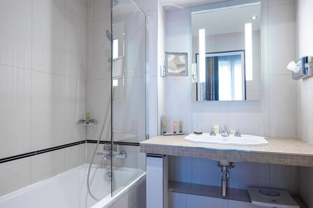 bradford elysees astotel